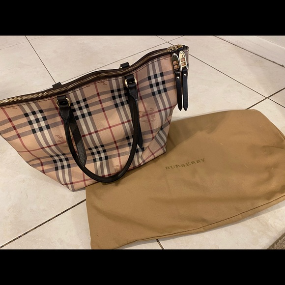 Burberry Tote - Picture 1 of 13